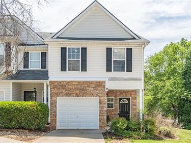 4834 Zephyr Cove Place, Flowery Branch, GA 30542