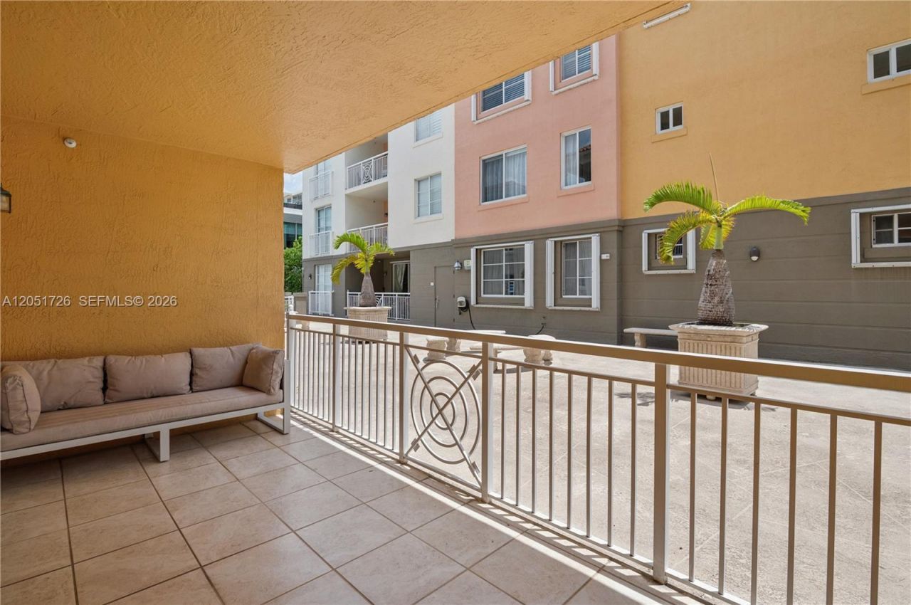145 Jefferson Ave, Unit 417, Miami Beach, FL 33139 Photo