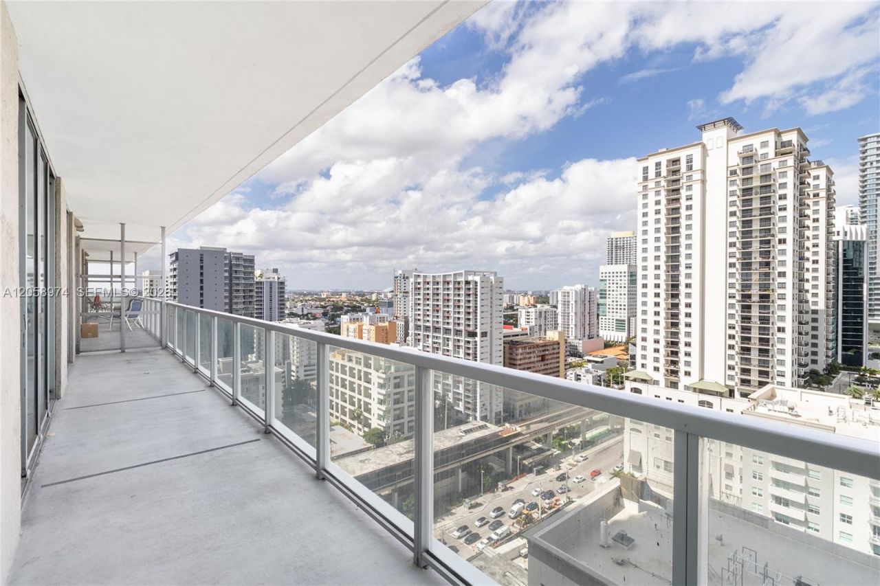 1111 SW 1st Ave, Unit 2423-N, Miami, FL 33130 Photo