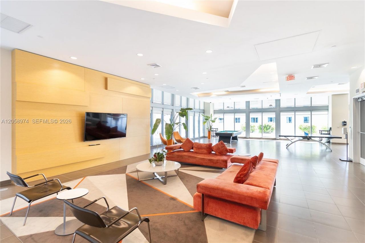 1111 SW 1st Ave, Unit 2423-N, Miami, FL 33130 Photo