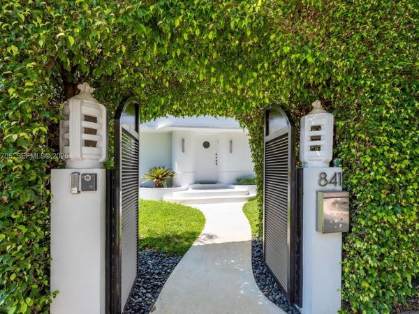 841 19th St , Miami Beach, FL 33139