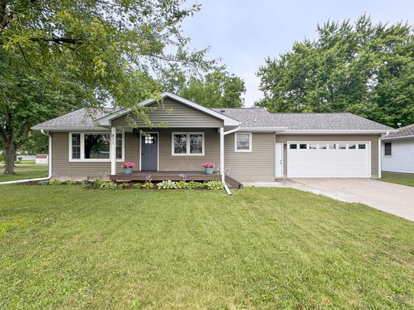 811 8th Street, Gaylord, MN 55334