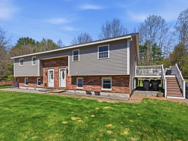 32 Tallant Road, Pelham, NH 03076