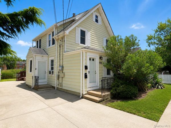 199 Terrell Avenue , Oceanside, NY 11572