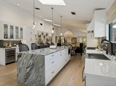 6740 Orangewood Drive, Dallas, TX 75248