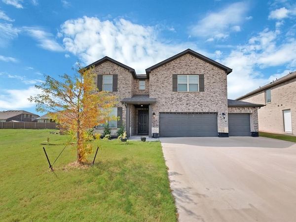 1705 Sculptor Court , Haslet, TX 76052