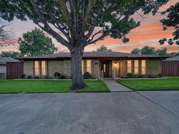 2816 Pinehurst Drive, Plano, TX 75075