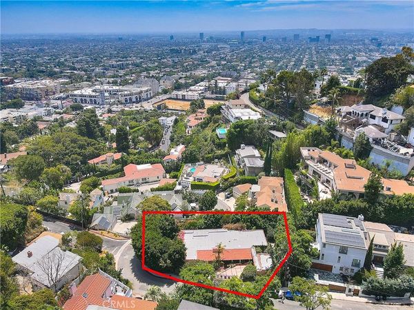 1641 N Crescent Heights, Los Angeles, CA 90069