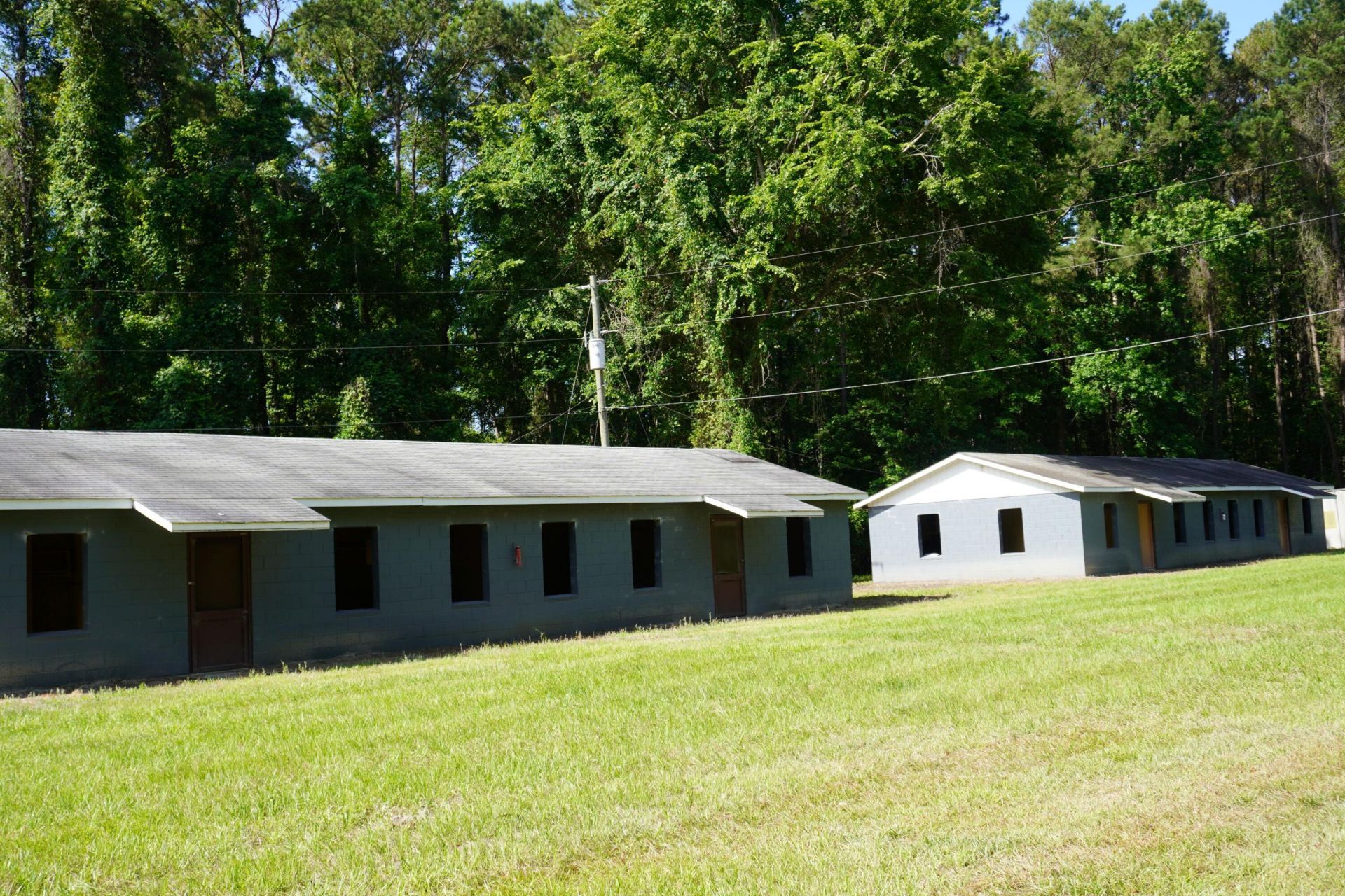 4685 River Road Photo 5