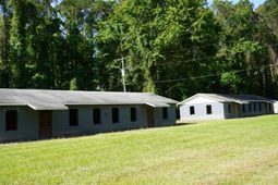 4685 River Road photo 4