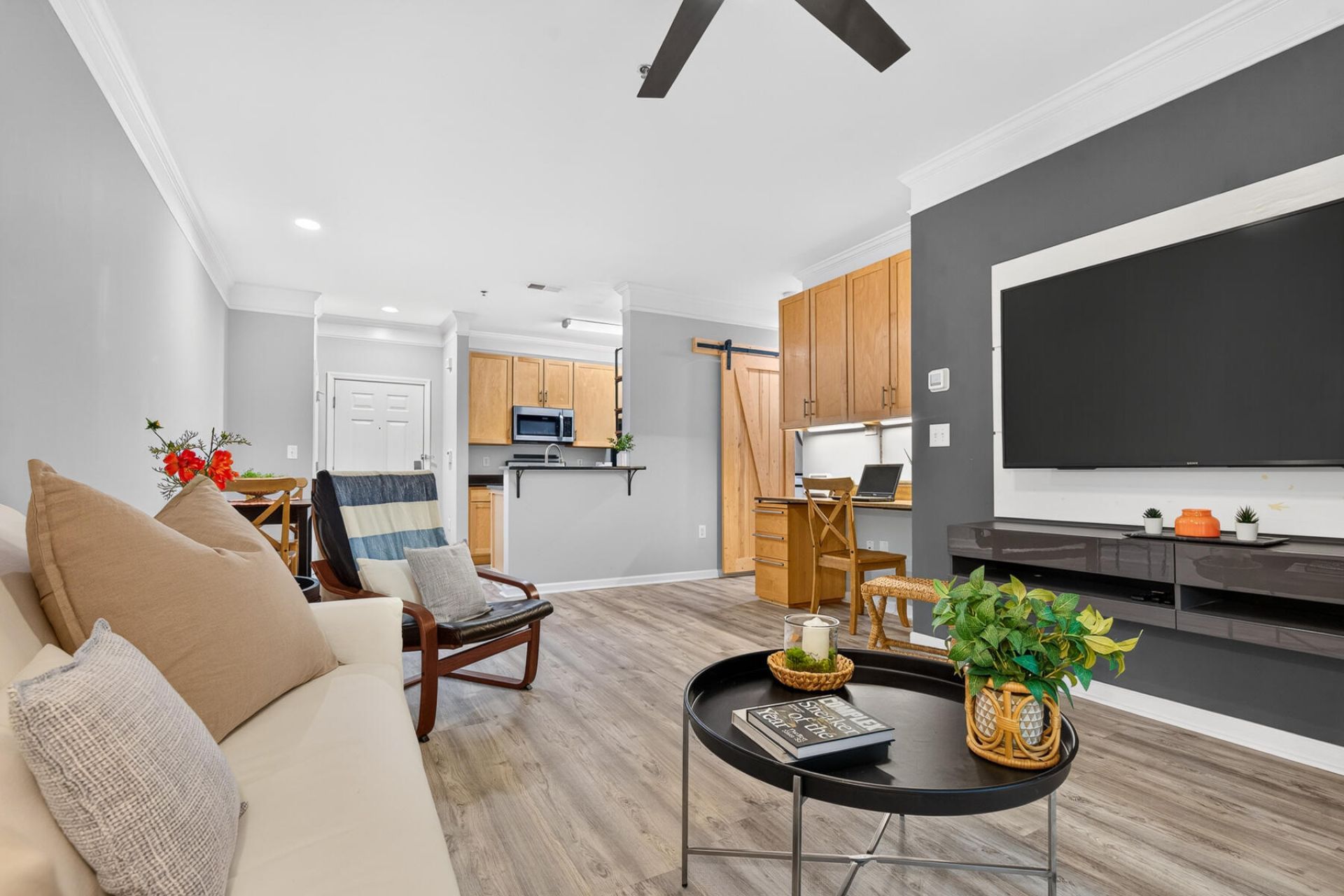 1755 Central Park Road Photo 15