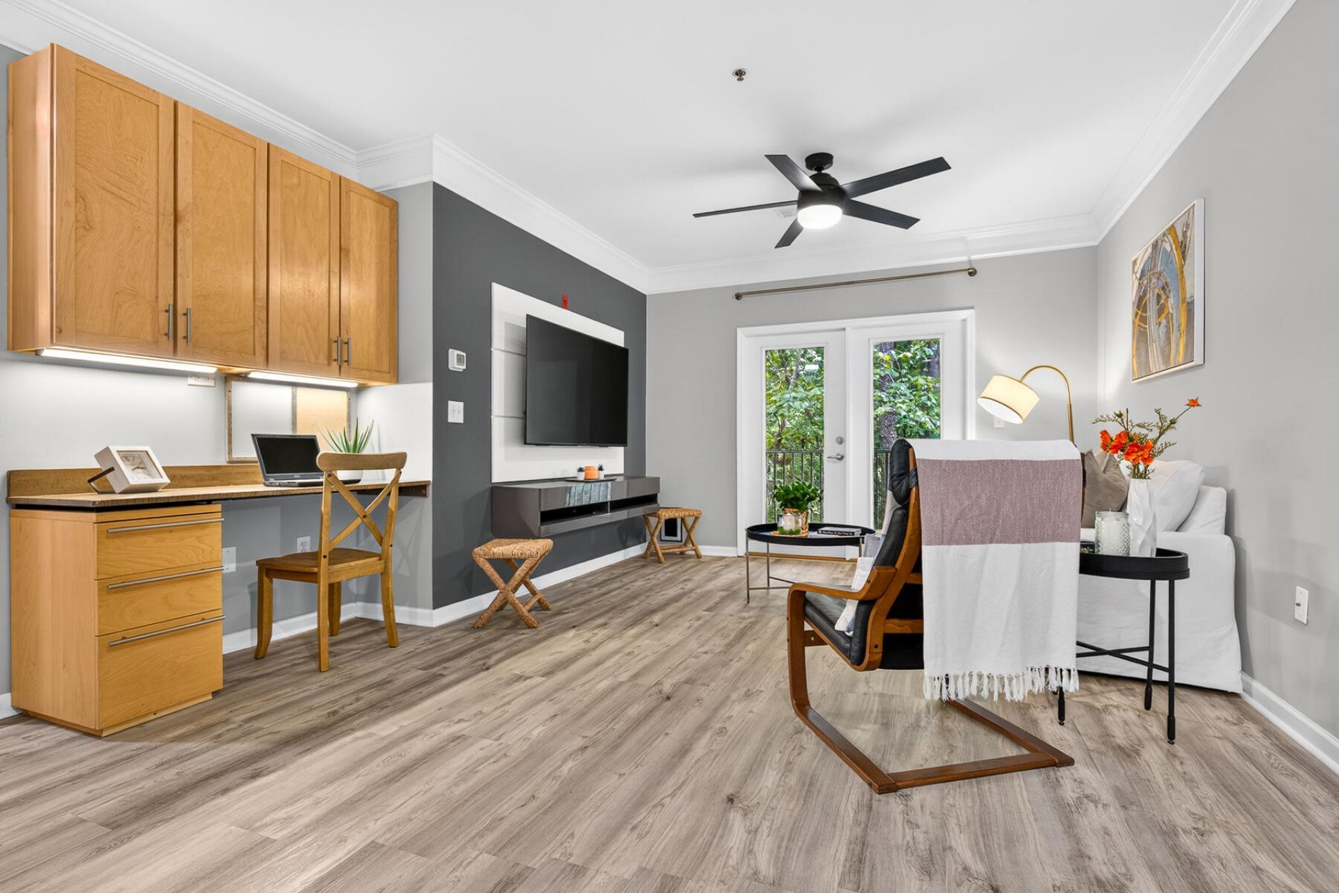 1755 Central Park Road Photo 9