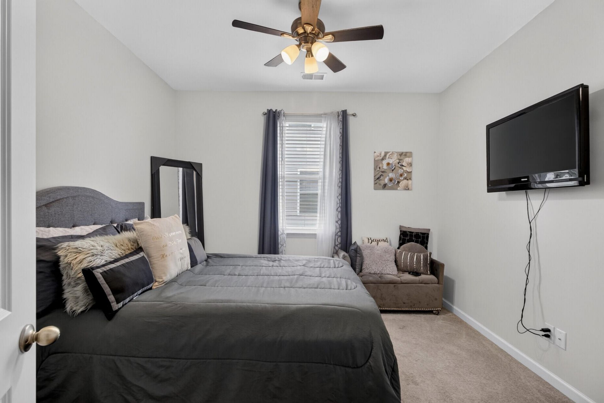 160 Lagoona Drive Photo 18