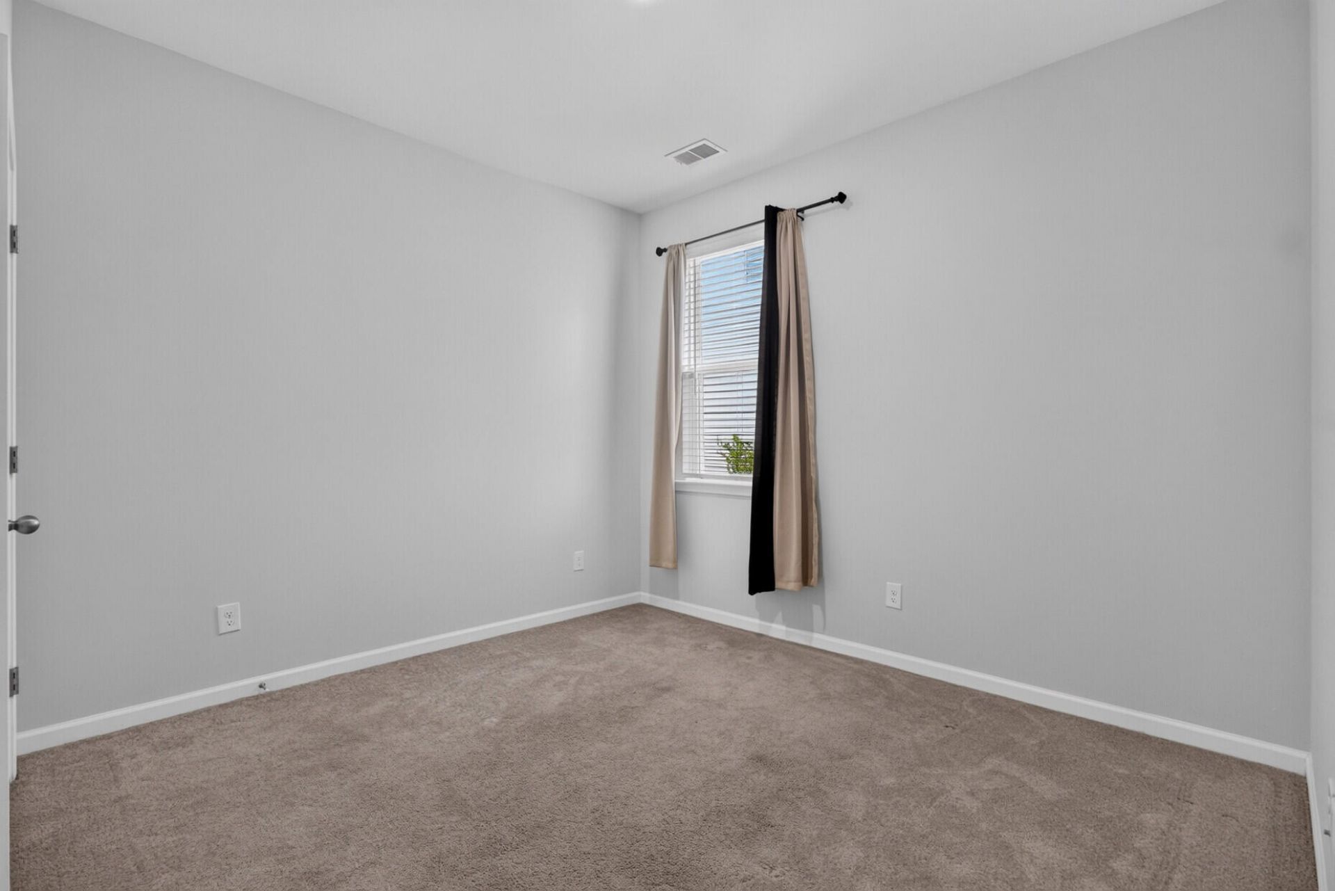 160 Lagoona Drive Photo 20