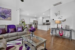 160 Lagoona Drive photo 4