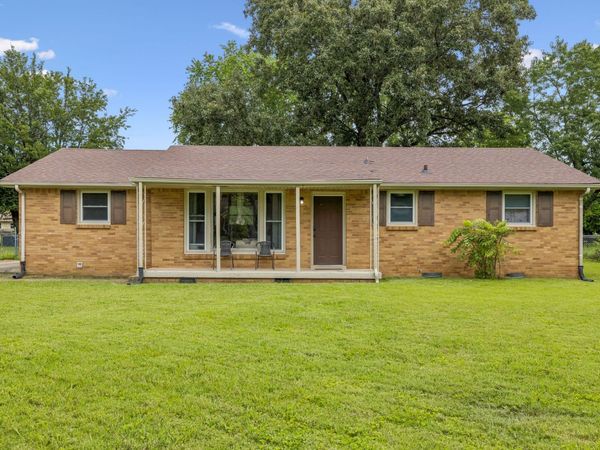 311 Rue Le Mans Dr , Clarksville, TN 37042