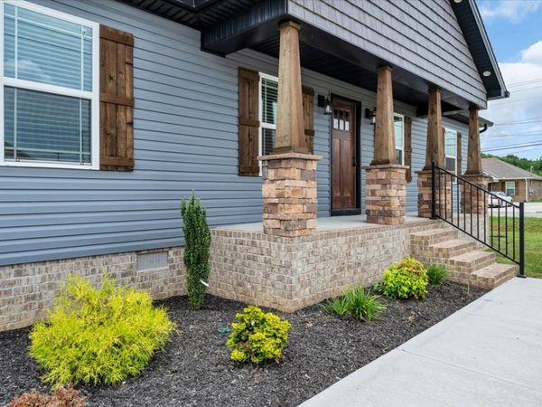 100 Demombreum Circle , Shelbyville, TN 37160