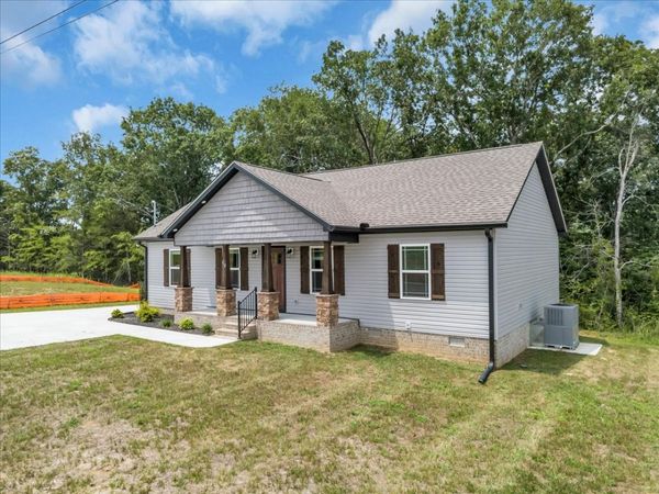 112 Demombreum Circle , Shelbyville, TN 37160