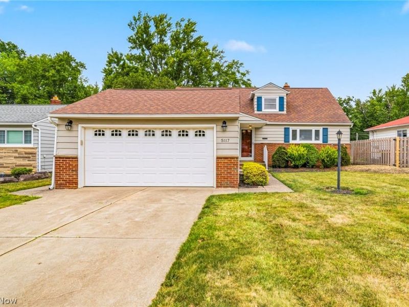 5117 Thornbury Road, Lyndhurst, OH 44124 Photo 1