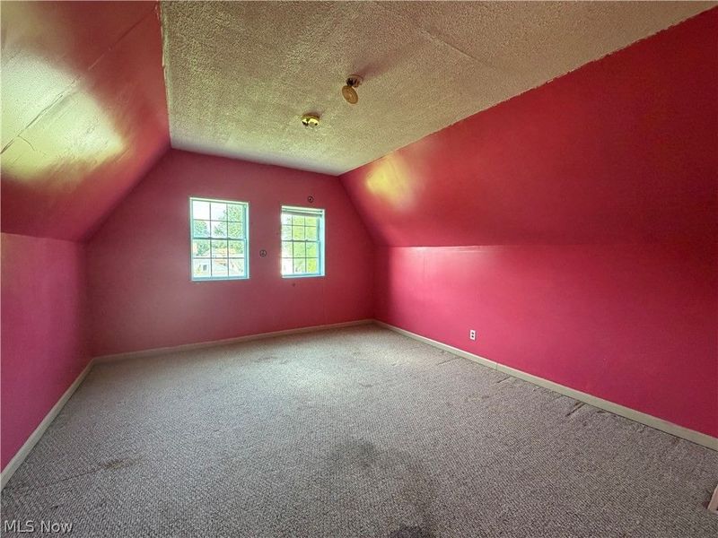 296 Pennsylvania Avenue , Sebring, OH 44641 Photo 22
