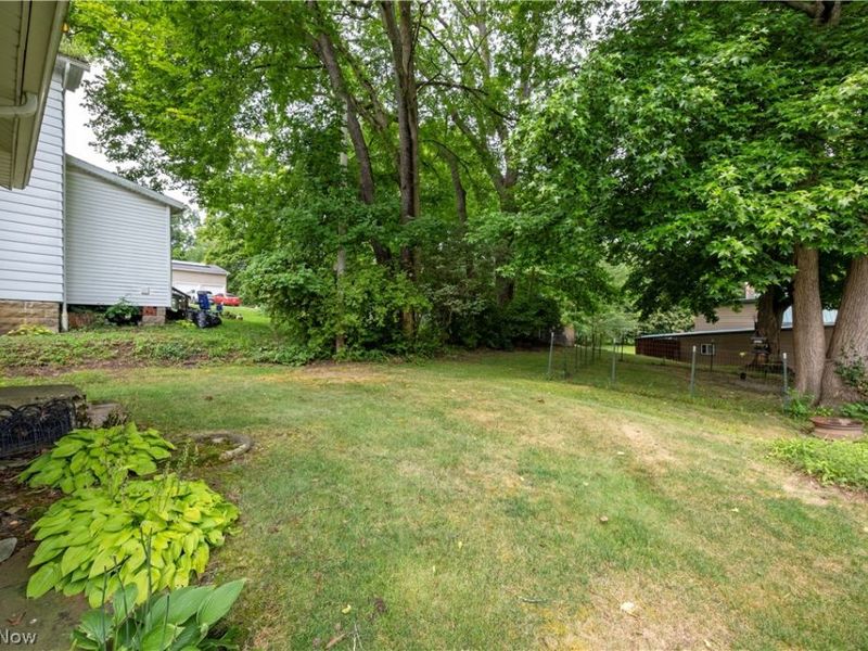 310 Sharp Street , Ashland, OH 44805 Photo 3