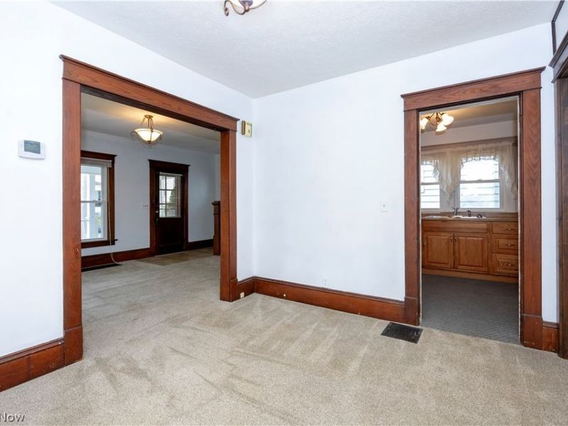 310 Sharp Street , Ashland, OH 44805 Photo 8