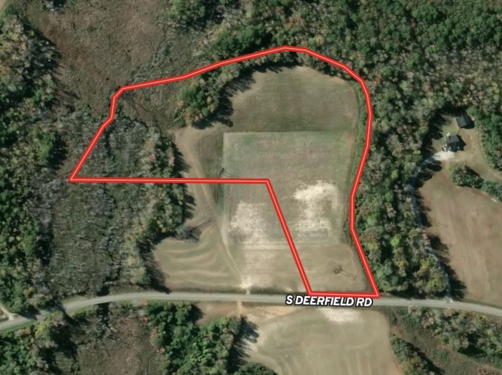 17.74 Acres - S Deerfield Rd.  Photo 11