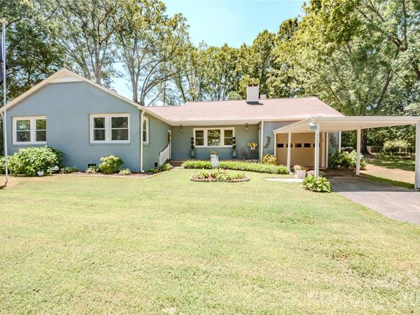 4847 Taylorsville Highway, Stony Point, NC 28678
