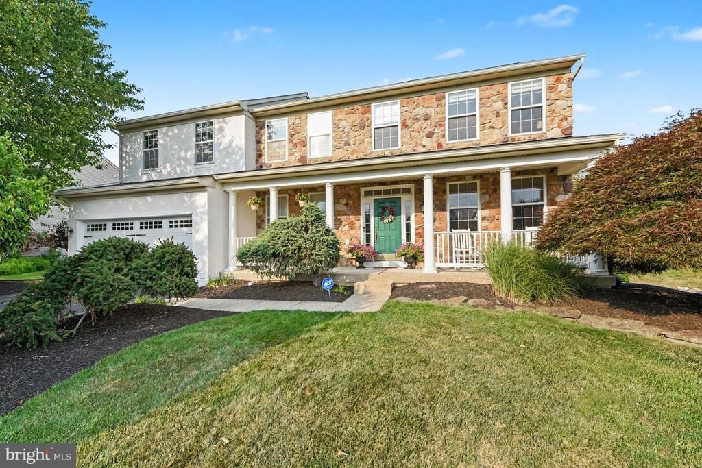 203 CRITTENDEN DRIVE, NEWTOWN, PA 18940