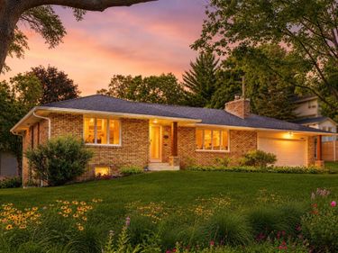 4620 Hampton Road, Golden Valley, MN 55422