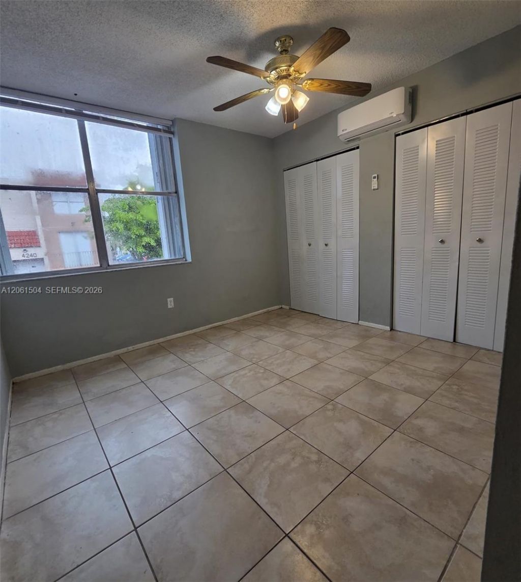 4241 W 10th Ln, Unit 7, Hialeah, FL 33012 Photo