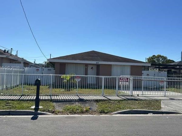 455 NW 14th St , Florida City, FL 33034