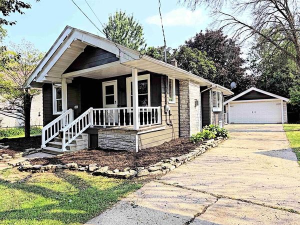 1415 W WASHINGTON STREET, Appleton, WI 54914