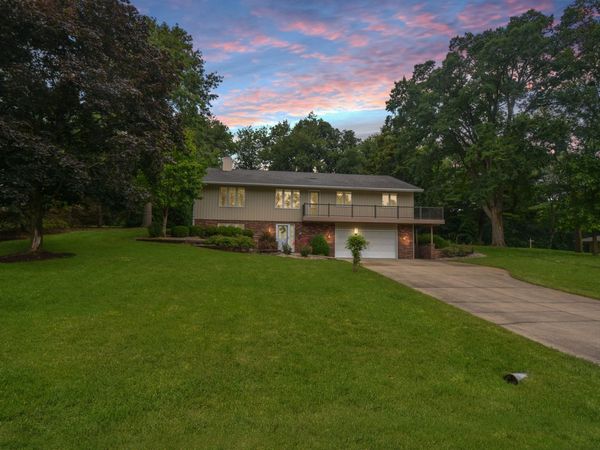 19290 Inverness Court , Bloomington, IL 61705