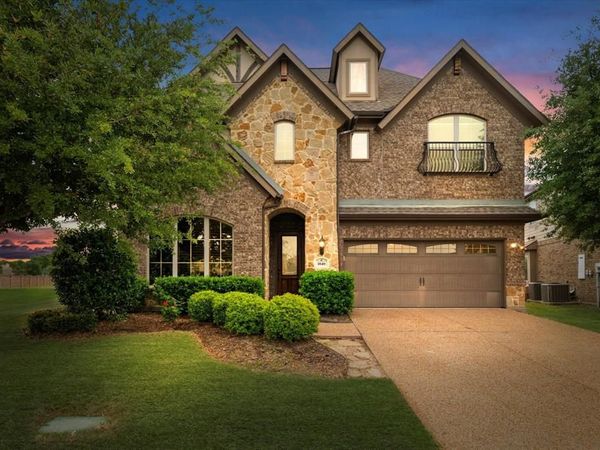 1040 Edgefield Lane , Forney, TX 75126