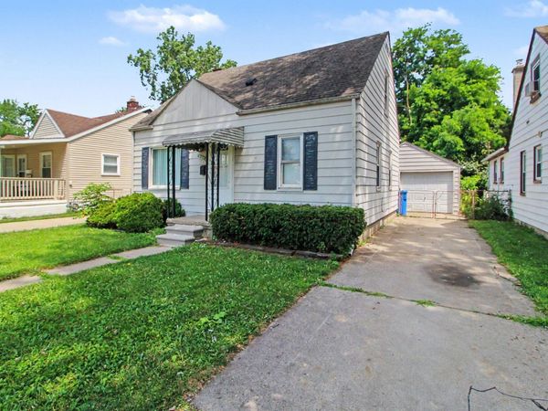 4959 Weddel Street, Dearborn Heights, MI 48125