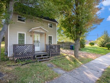 108 N Disbrow Street, Cassopolis, MI 49031