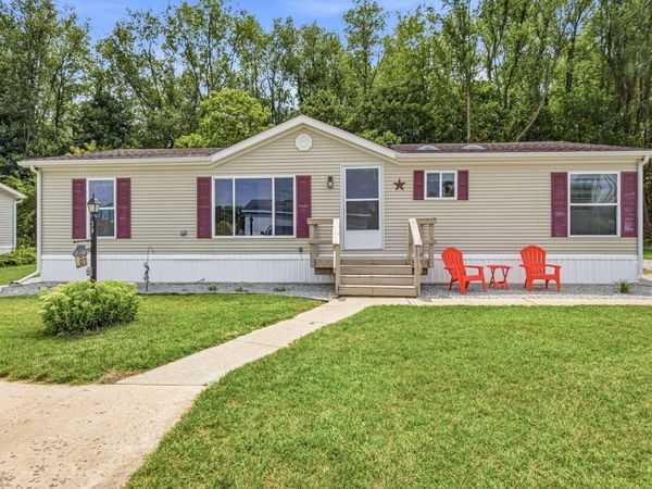 400 E South Street, Unit 30, Marcellus, MI 49067