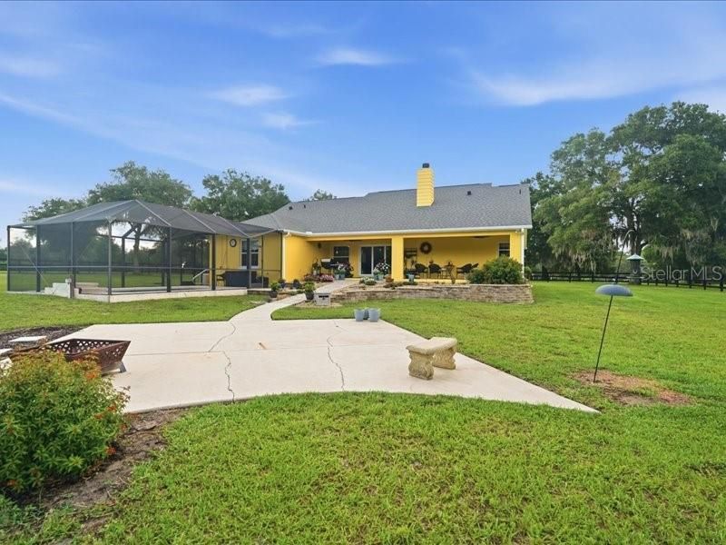 19950 SW 5th Place, Dunnellon, FL 34431 Photo