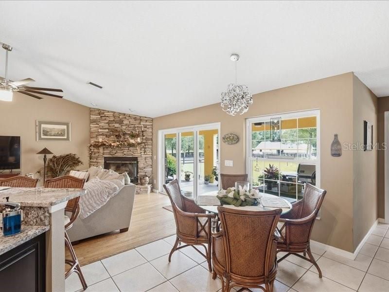 19950 SW 5th Place, Dunnellon, FL 34431 Photo