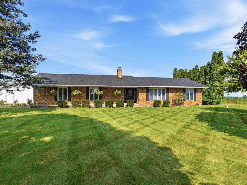 9300 N Lena-Palestine Road, Conover, OH 45317 Photo 4