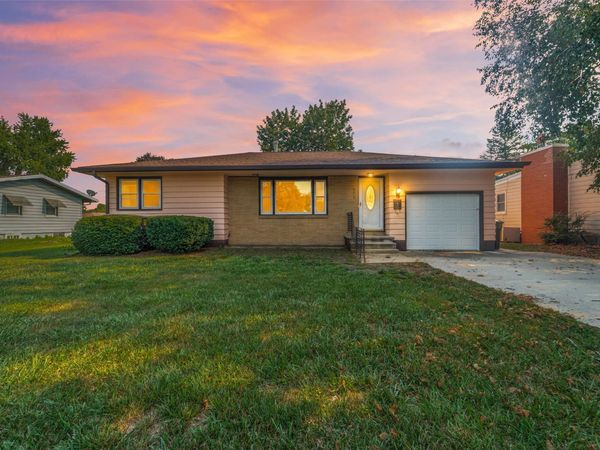 2615 Lucinda Street , Perry, IA 50220