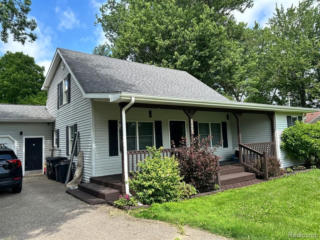 1242 Adams Road, Burton, Mi 48509 Main Photo