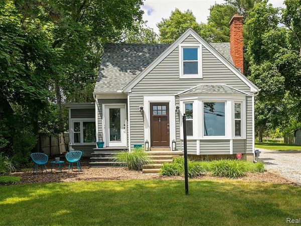3630 ORCHARD LAKE Road, West Bloomfield Twp, MI 48324