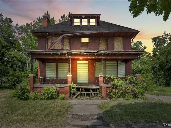 120 Collingwood Street , Detroit, MI 48202