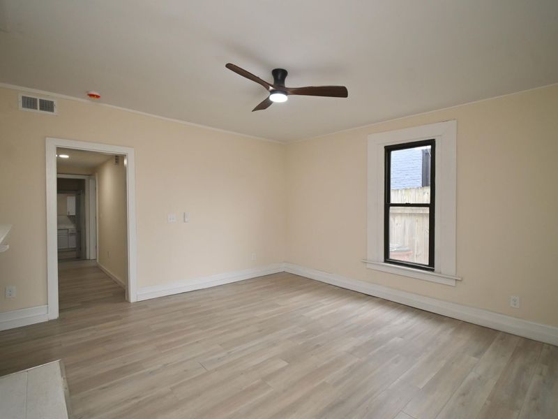 129 W 9th Street, Covington, KY 41011 Photo 6