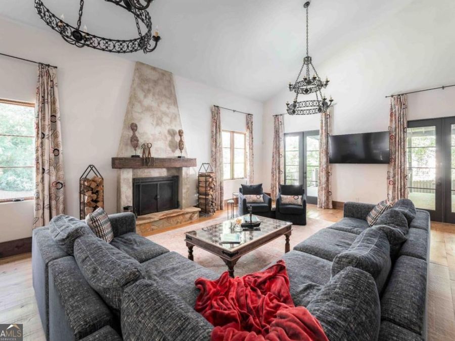 Property Image 16