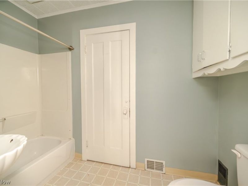 626 Woodbine Avenue SE, Warren, OH 44483 Photo 35
