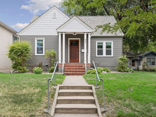 870 22nd Avenue SE, Minneapolis, MN 55414