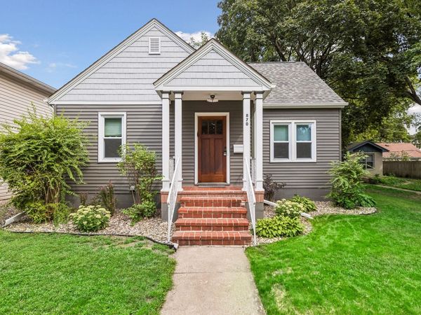 870 22nd Avenue SE, Minneapolis, MN 55414